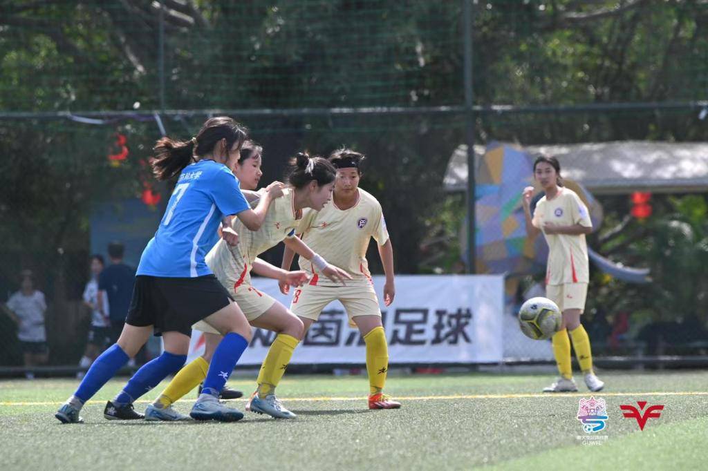 亚洲足球锦标赛中，某队士气高昂，大获成功
